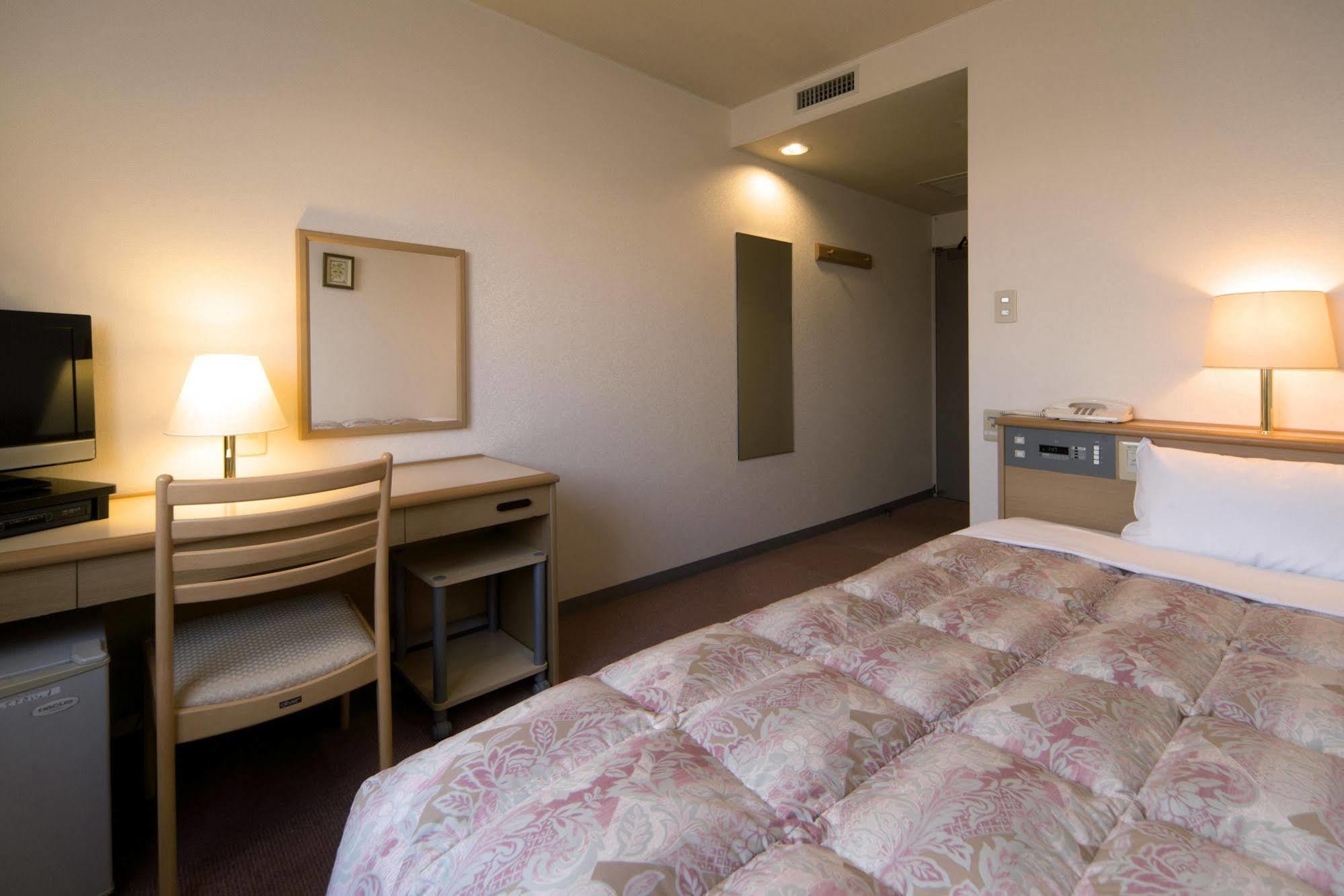 Mutsu Park Hotel Экстерьер фото